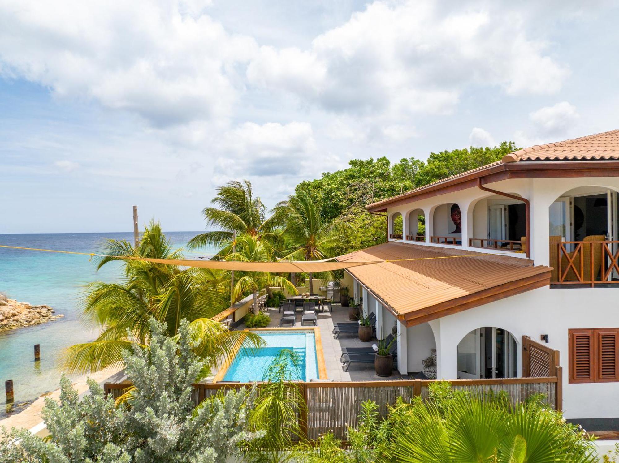 Atlantis Beach House Willemstad Bagian luar foto