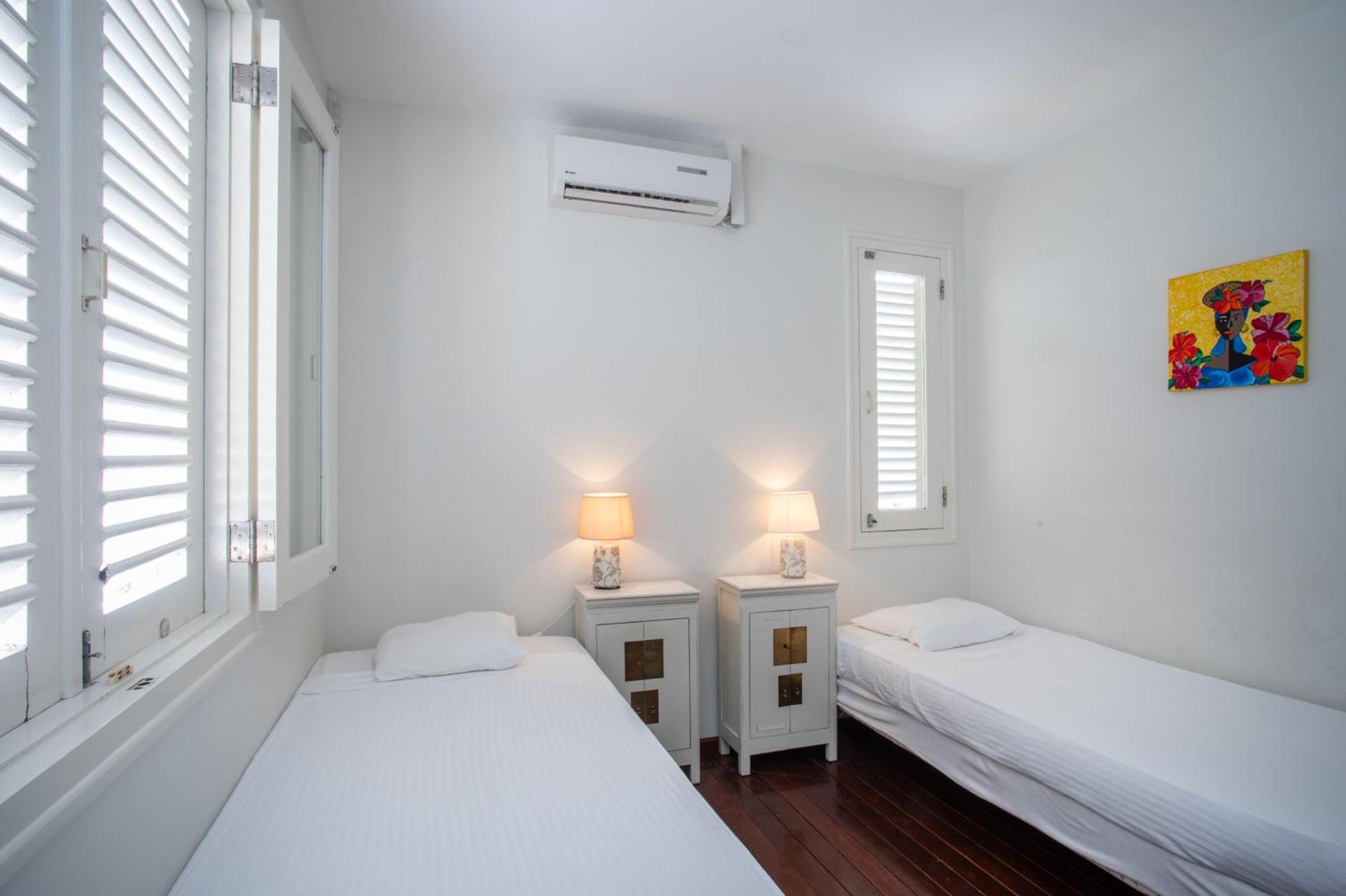 Atlantis Beach House Willemstad Bagian luar foto